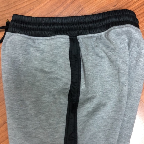 UNDER ARMOUR LONG SHORTS GRAY BLACK S - Picture 5 of 6